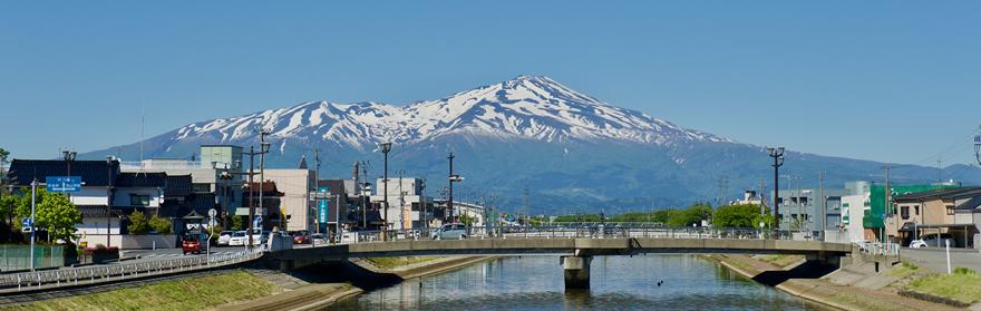 東北泉 純米大吟醸 Mt.chokai <br>マウント チョウカイ 限定辛口原酒